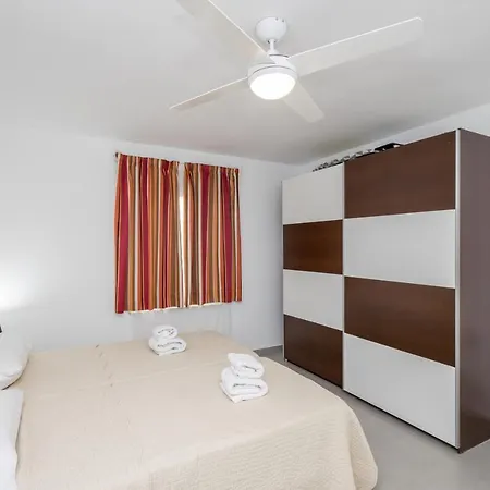 Lightbooking Sun Club Deluxe Apartment Playa del Ingles (Gran Canaria)