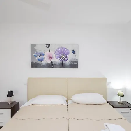 Lightbooking Sun Club Deluxe Apartment Playa del Ingles (Gran Canaria)